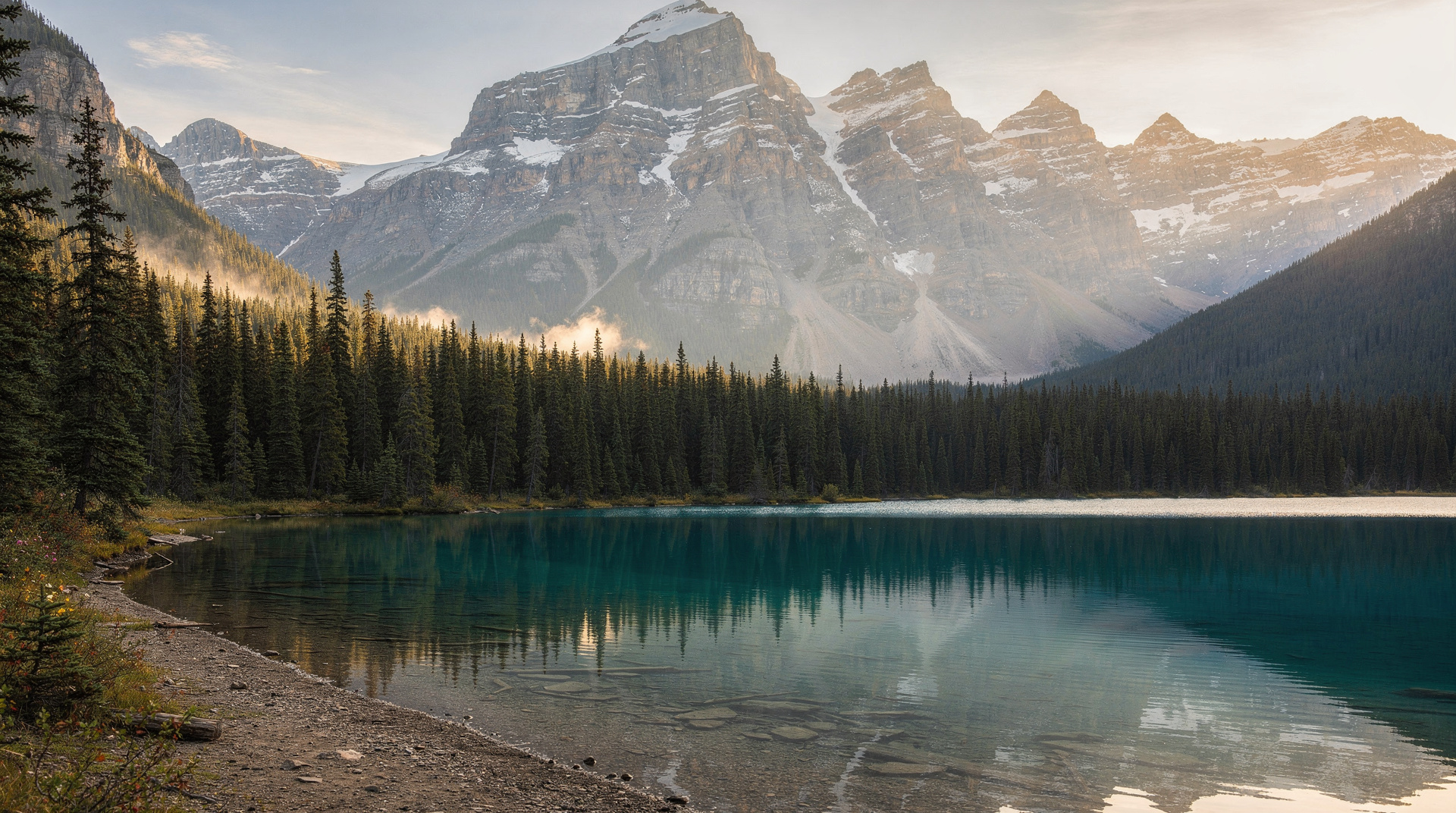 Mackenzie River: Canada's Great Northern Waterway