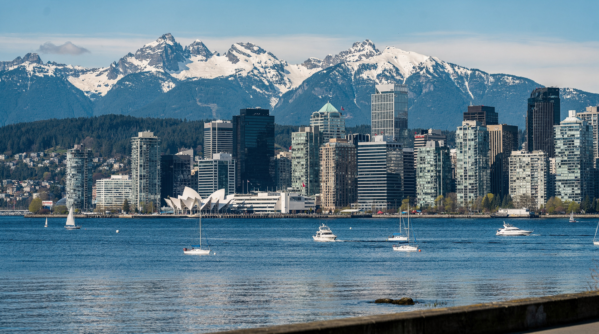 Discover Vancouver, Canada's Pacific gem. Explore Stanley Park, Capilano Suspension Bridge, Grouse Mountain, and one of the world's most liveable cities.