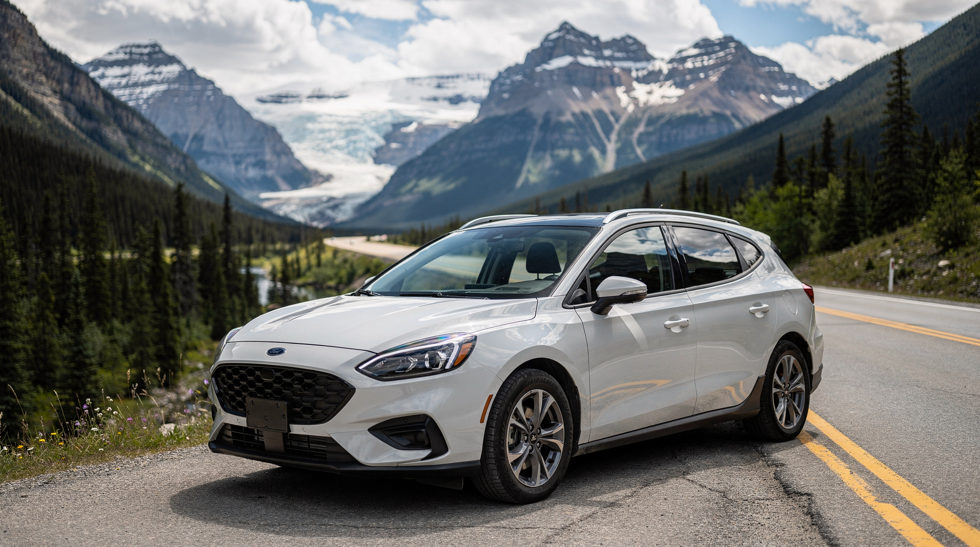 Car Rental in BC: YVR Strategy, One-Ways & Driving Tips