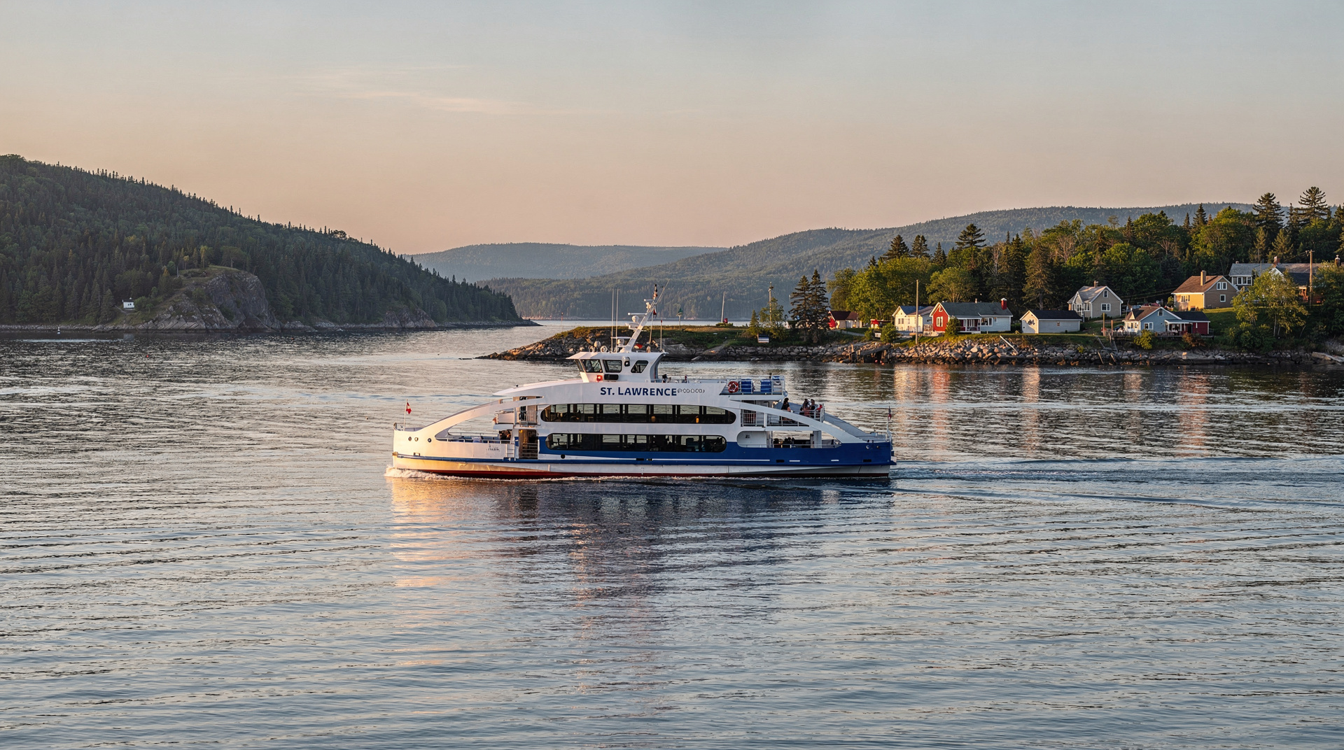 Ferries across the St. Lawrence: routes, schedules and tips