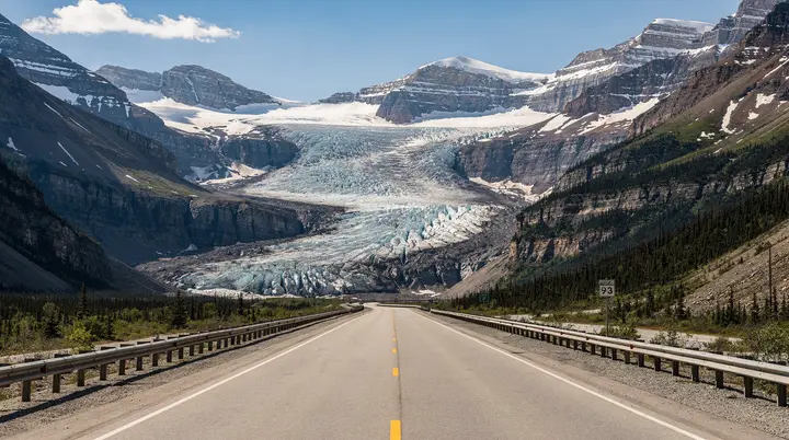 Icefields Parkway in un giorno: itinerario di guida perfetto